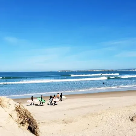 Sandycamps Surfhouse *